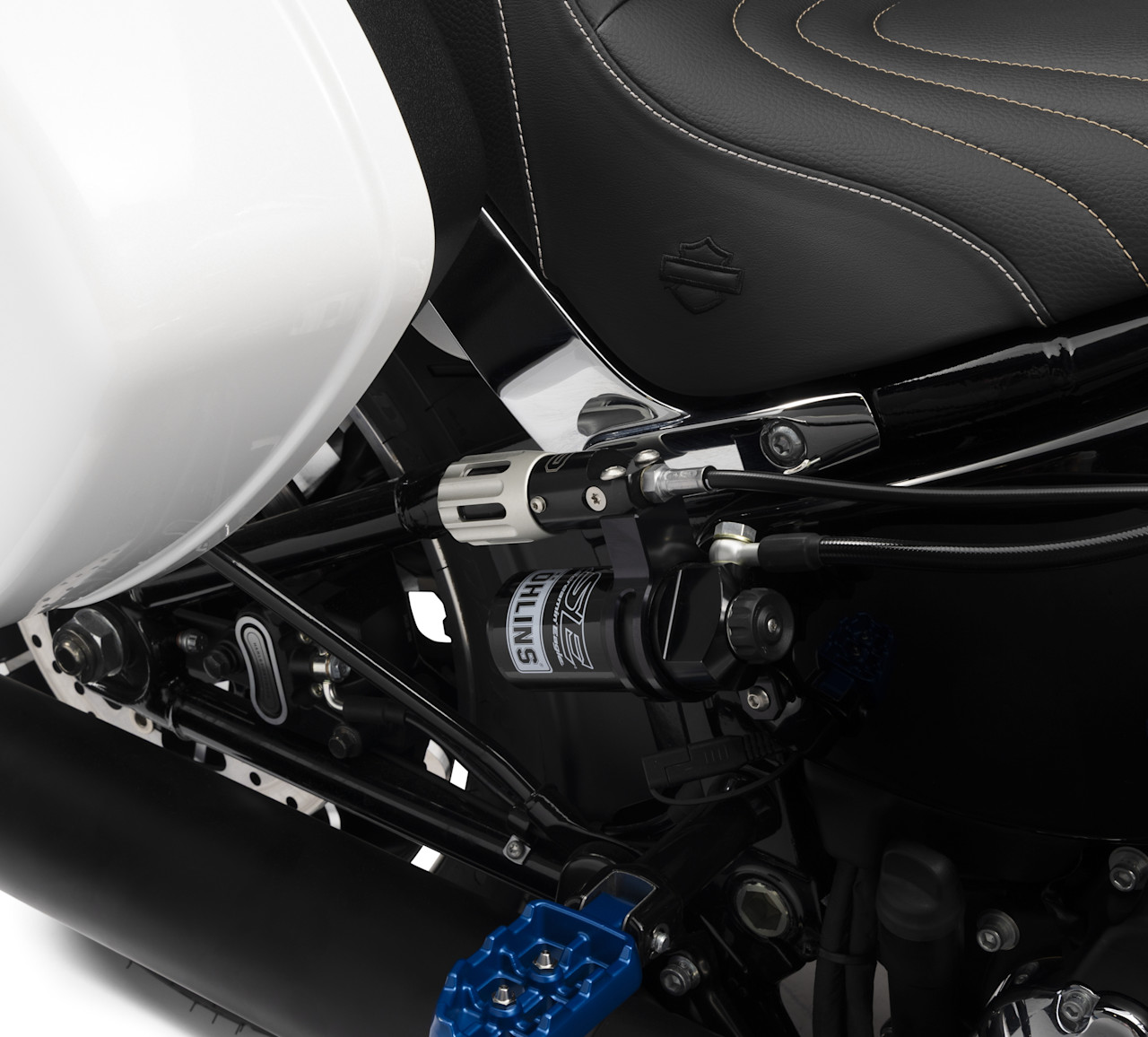 Screamin' Eagle/Öhlins Remote Reservoir Rear Suspension - Image 3